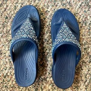 women’s crocs sandals